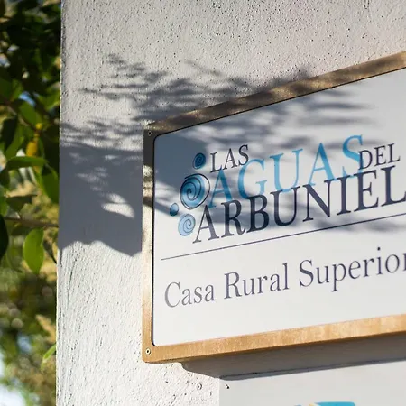Aguas Del Con Pista De Pádel Casa rural